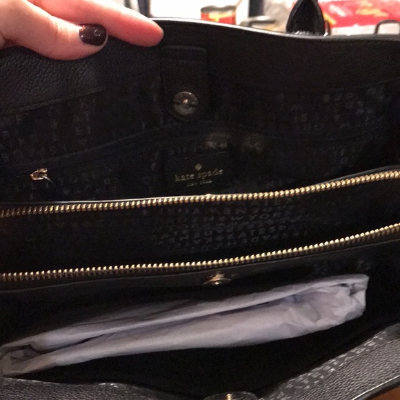 Brand new with tags Kate Spade black leather handbag with strap - Picture 6 of 13